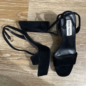 Steve Madden Lessa Black Suede High Heel Platform Sandal